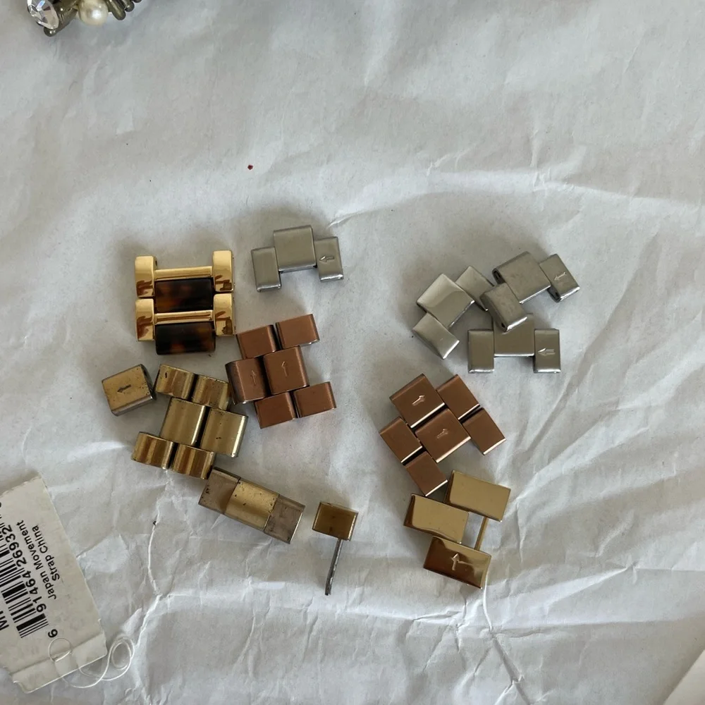 Set‎ of 4 watches
